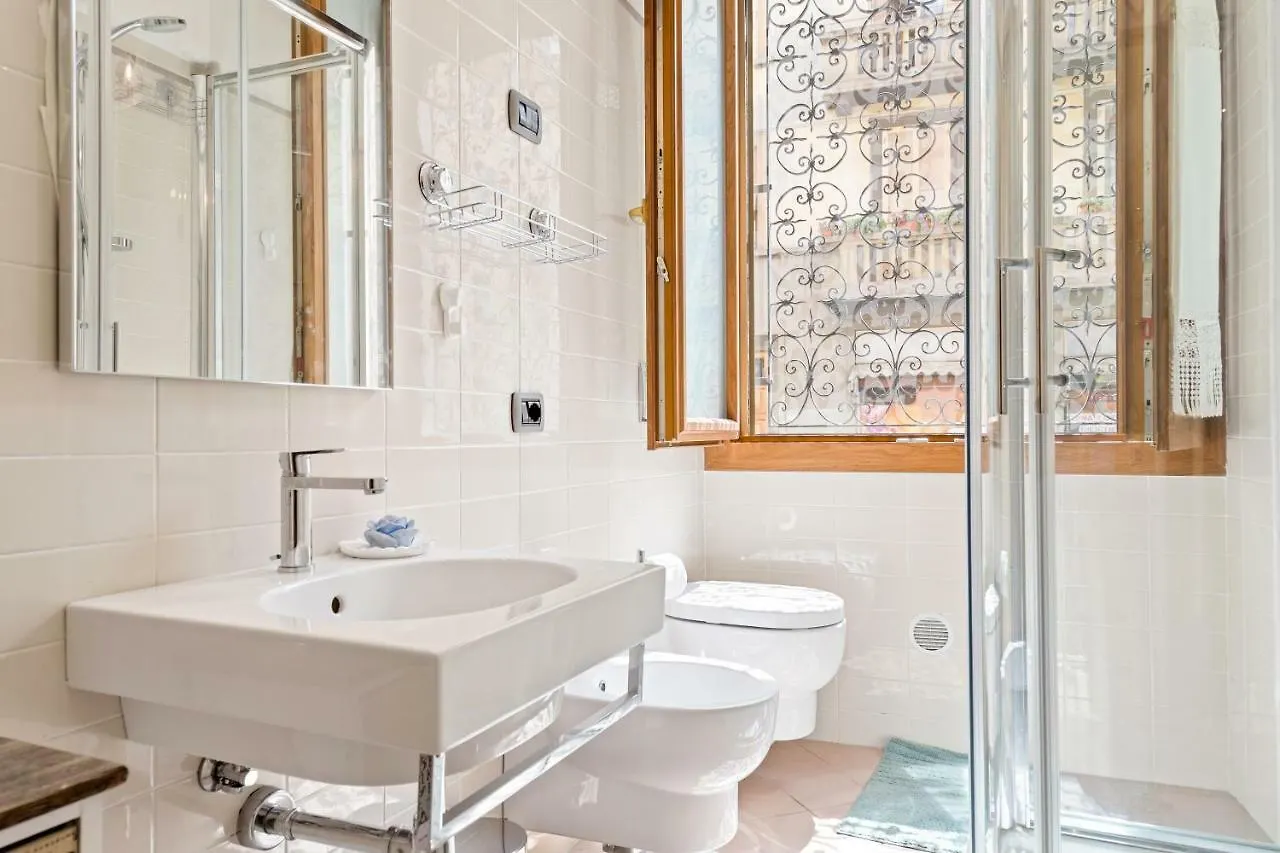 Florence San Jacopino Apartment
