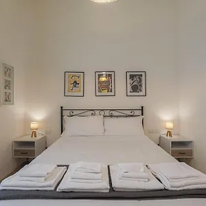 Luxury In The Heart Of Out Of Ztl Florence